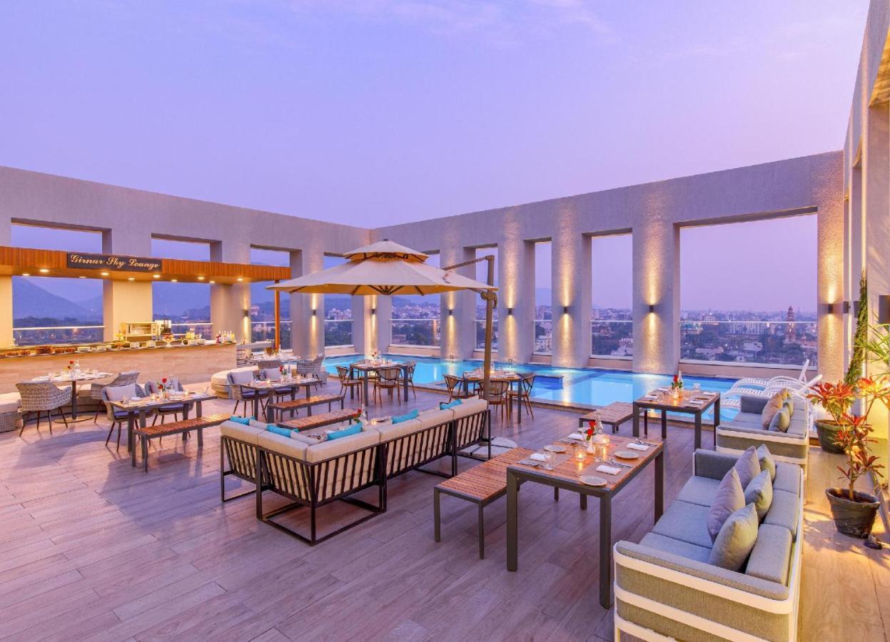 Bellevue Sarovar Premiere Junagadh Εξωτερικό φωτογραφία