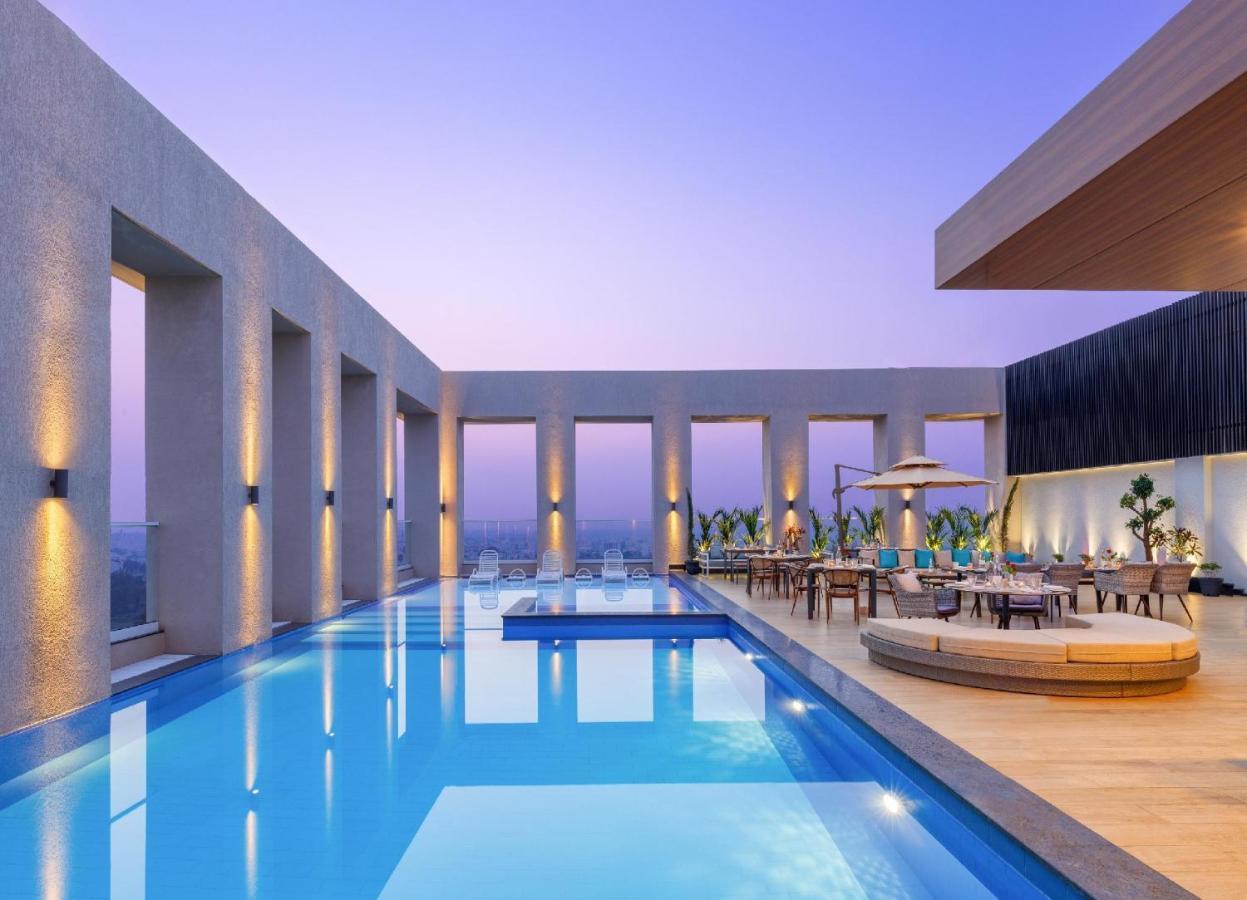 Bellevue Sarovar Premiere Junagadh Εξωτερικό φωτογραφία