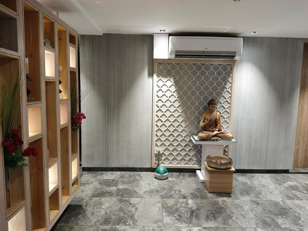 Bellevue Sarovar Premiere Junagadh Εξωτερικό φωτογραφία